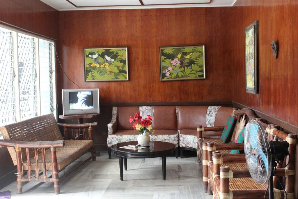 Casa Dayang Kalibo Hotel Exterior photo