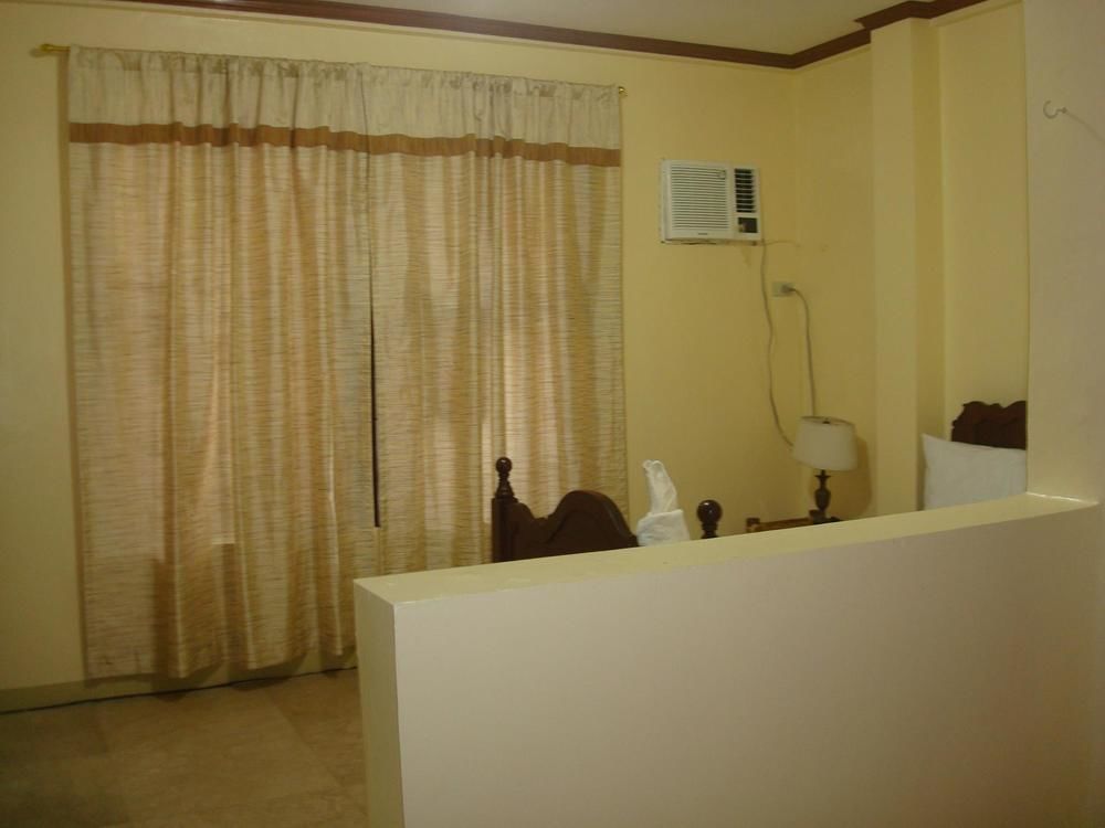 Casa Dayang Kalibo Hotel Exterior photo
